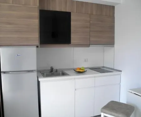 Mocanes Apartment